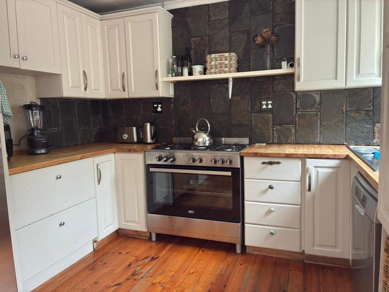 3 Bedroom Property for Sale in Glencairn Heights Western Cape